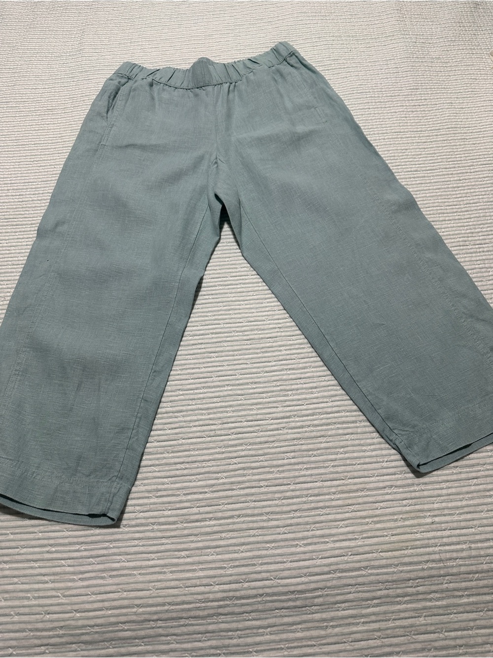 Wide-Leg Cropped Linen Women's Pants in Light Bluish/Sage Green